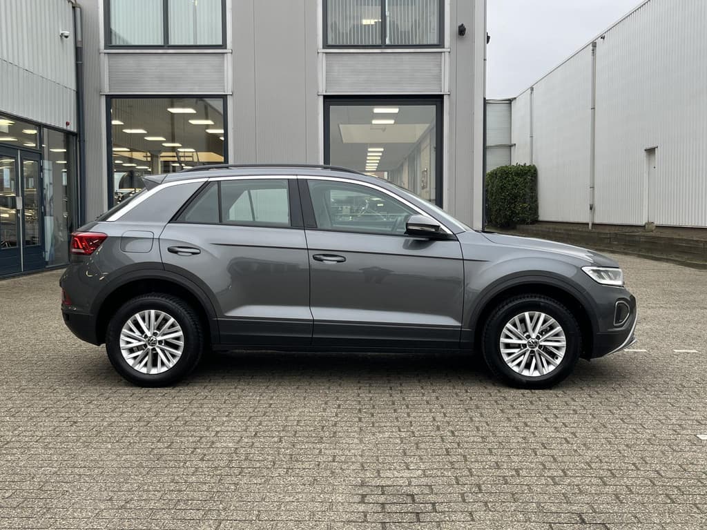 Volkswagen T-Roc 1.0 TSI Life thumbnail 3