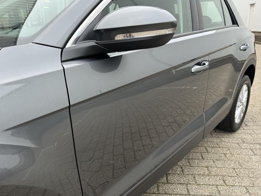 Volkswagen T-Roc 1.0 TSI Life thumbnail 43