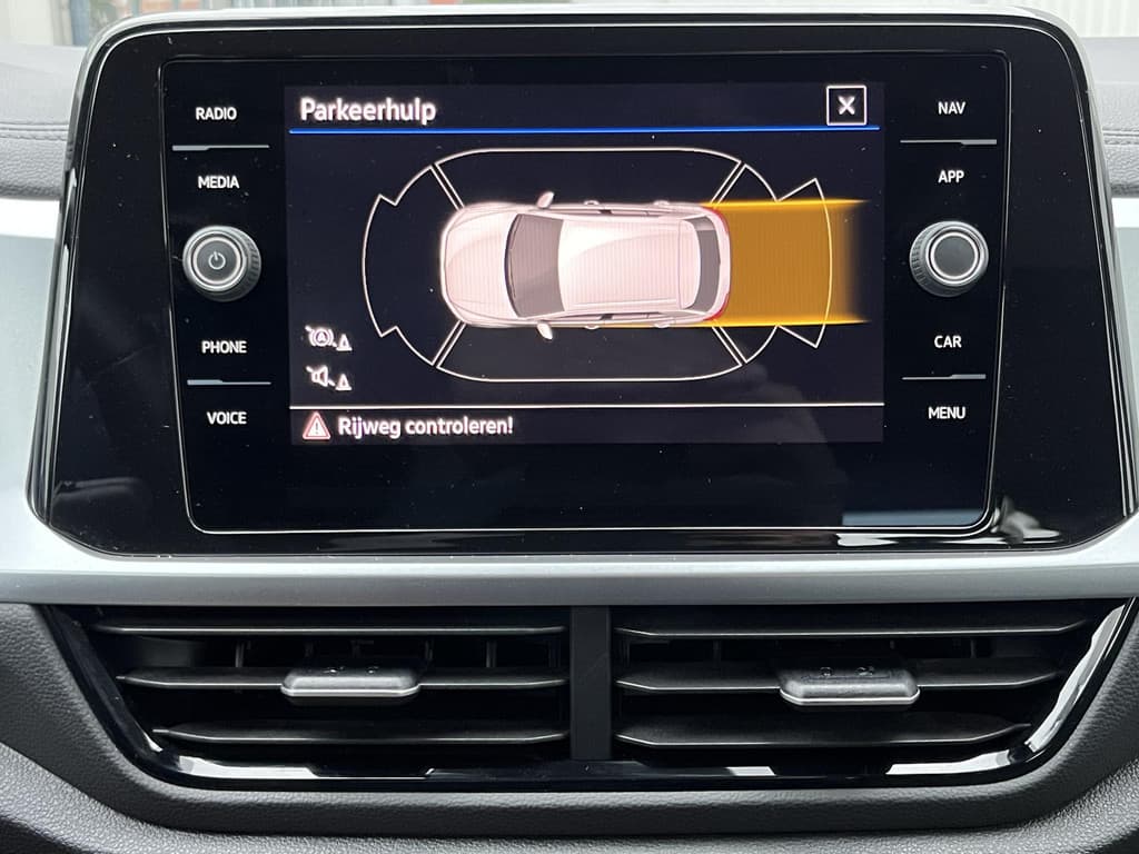 Volkswagen T-Roc 1.0 TSI Life thumbnail 68