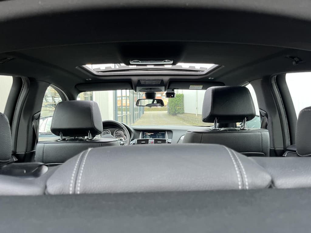 BMW X4 xDrive20i High Executive M Sport Edition thumbnail 30