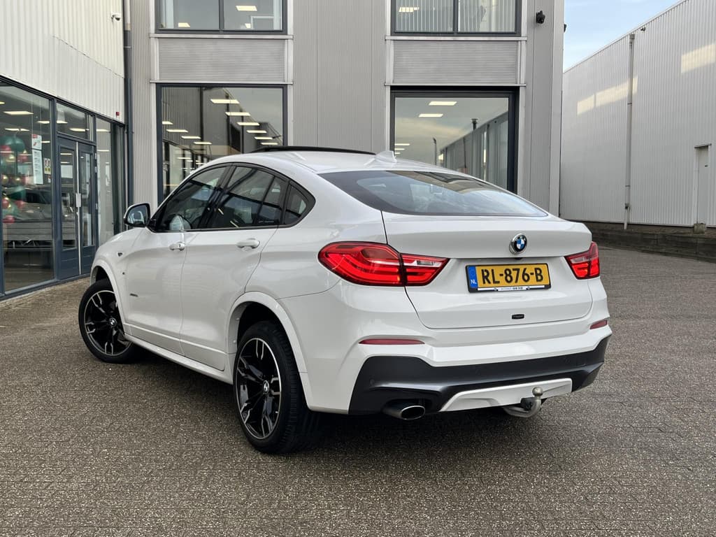 BMW X4 xDrive20i High Executive M Sport Edition thumbnail 36