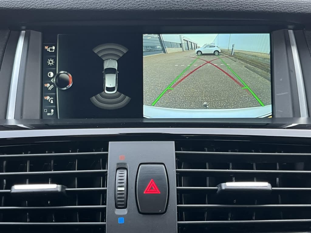 BMW X4 xDrive20i High Executive M Sport Edition thumbnail 86