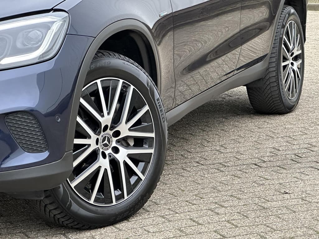 Mercedes-Benz GLC Coupé 300e 4MATIC Business Solution Luxury thumbnail 11