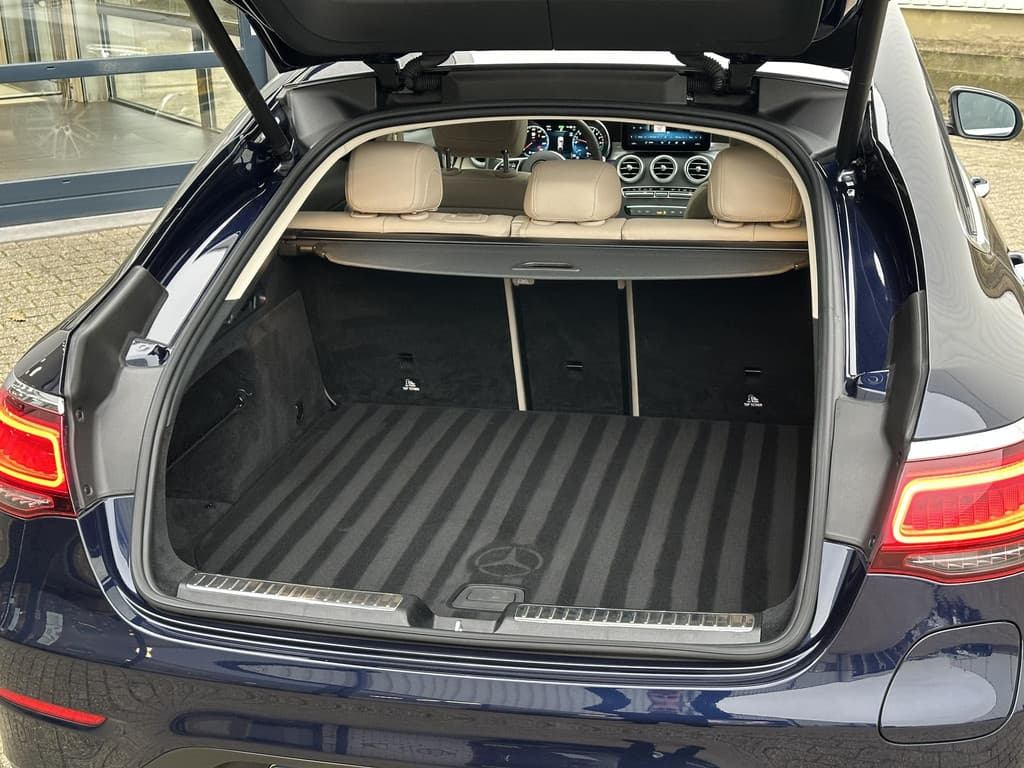Mercedes-Benz GLC Coupé 300e 4MATIC Business Solution Luxury thumbnail 32