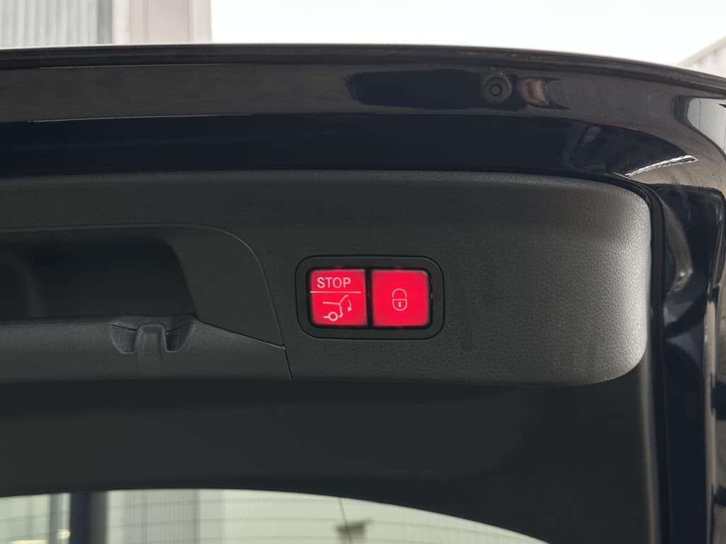 Mercedes-Benz GLC Coupé 300e 4MATIC Business Solution Luxury thumbnail 33