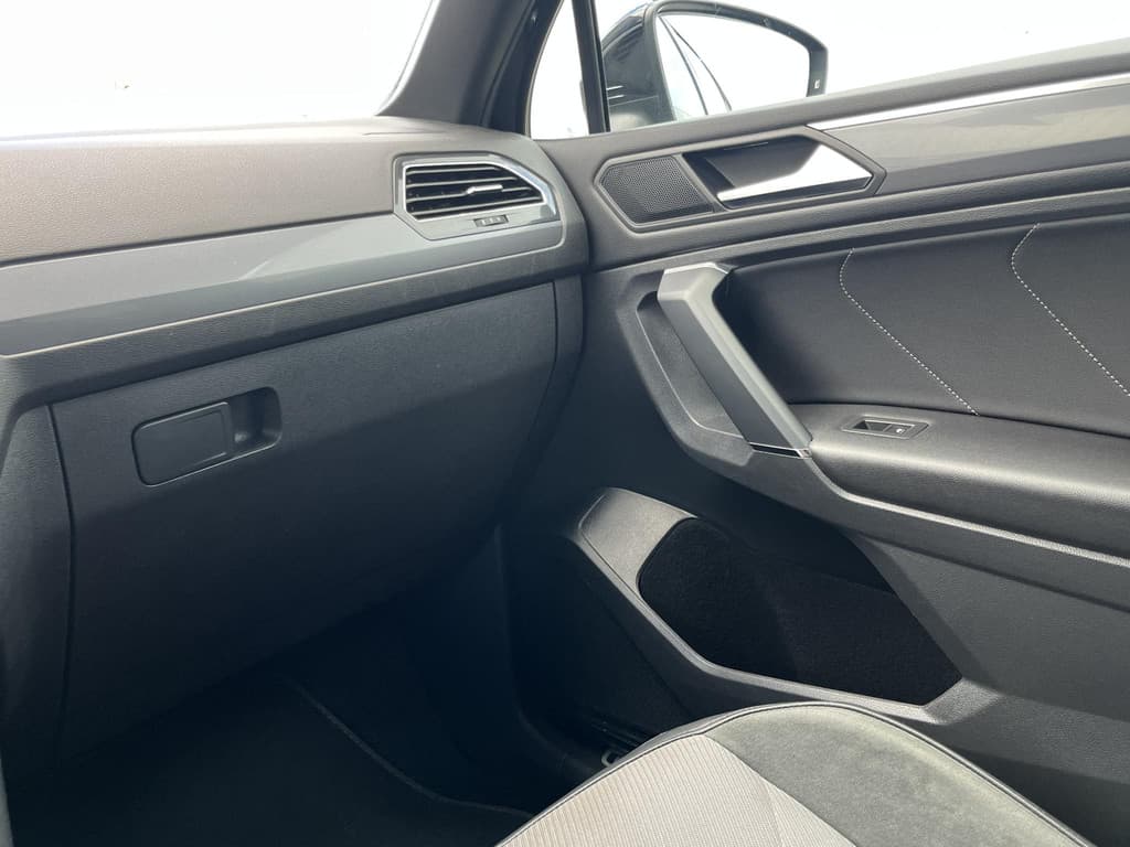 Volkswagen Tiguan 1.5 TSI Highline Business R thumbnail 65