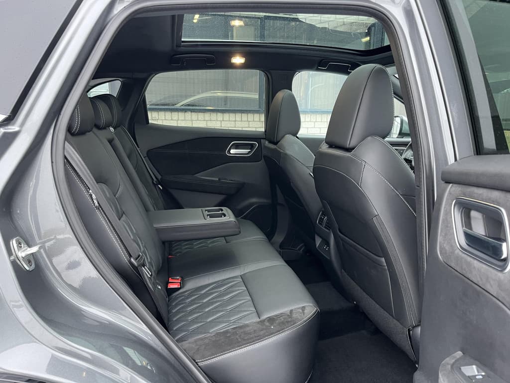 Nissan QASHQAI 1.3 MHEV Xtronic Tekna Plus thumbnail 19