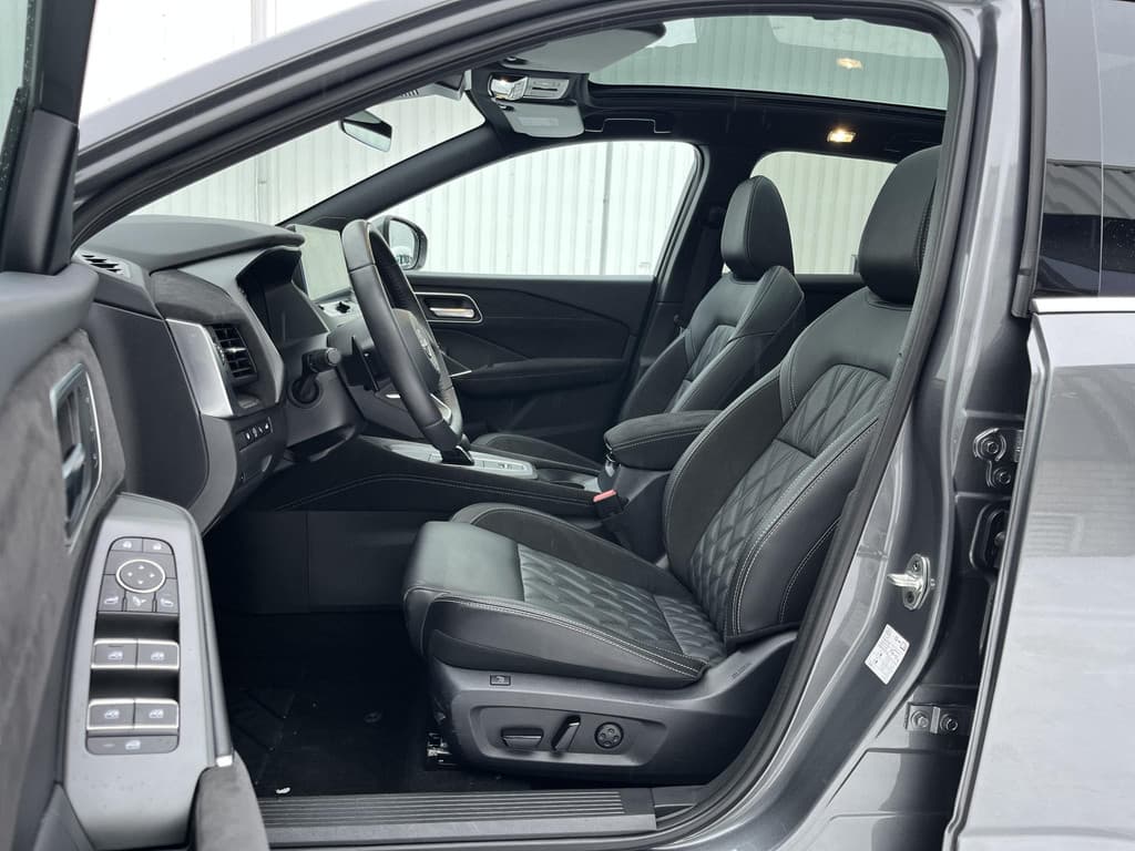 Nissan QASHQAI 1.3 MHEV Xtronic Tekna Plus thumbnail 8