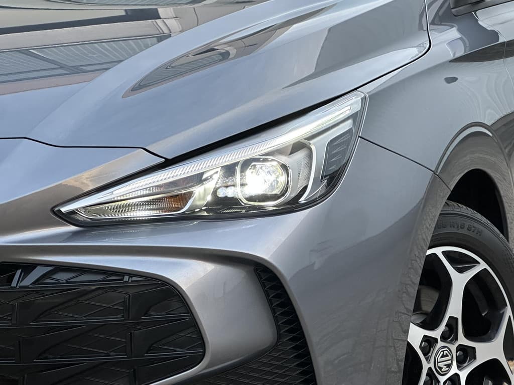 MG MG3 Hybrid+ 1.5 Hybrid+ Luxury thumbnail 11