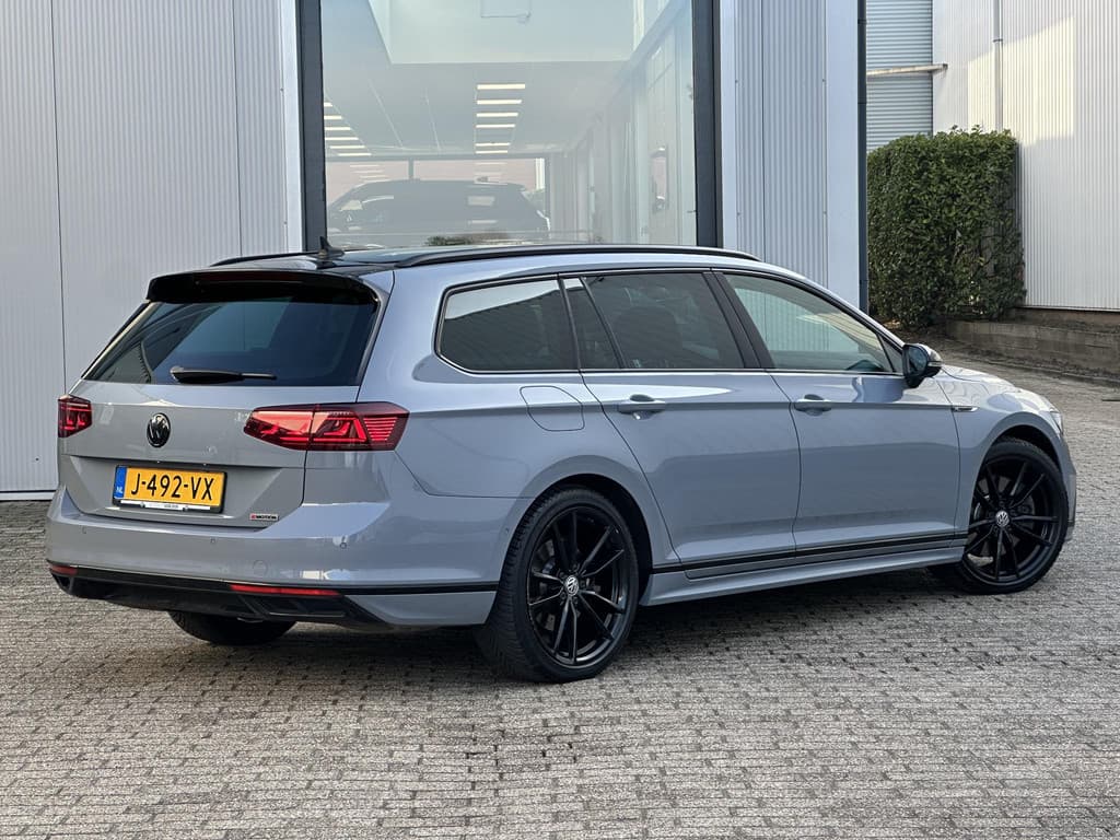 Volkswagen Passat Variant 2.0 TSI 272PK 4Motion Elegance Business R thumbnail 2