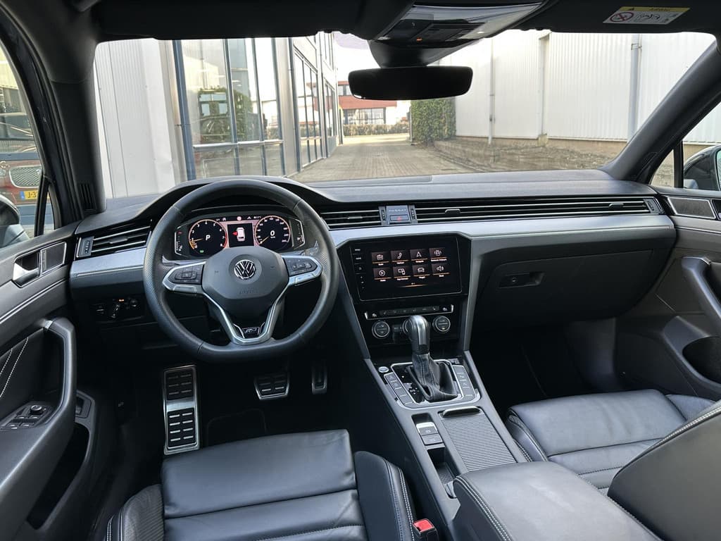 Volkswagen Passat Variant 2.0 TSI 272PK 4Motion Elegance Business R thumbnail 3