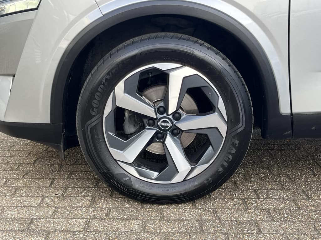 Nissan QASHQAI 1.3 MHEV Xtronic Business Premium thumbnail 35