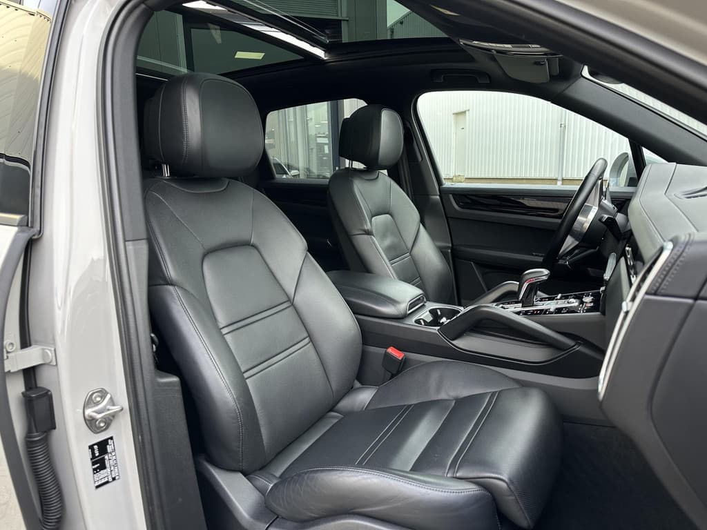 Porsche Cayenne 3.0 E-Hybrid thumbnail 24