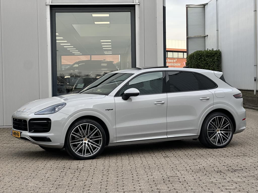 Porsche Cayenne 3.0 E-Hybrid thumbnail 27