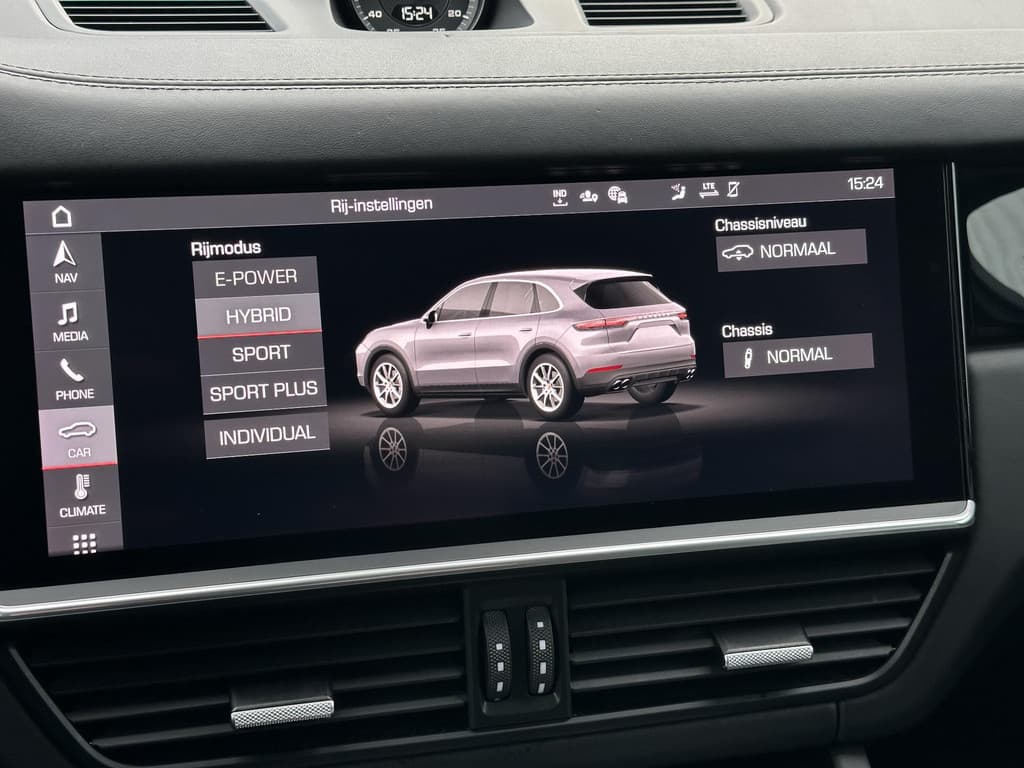 Porsche Cayenne 3.0 E-Hybrid thumbnail 29