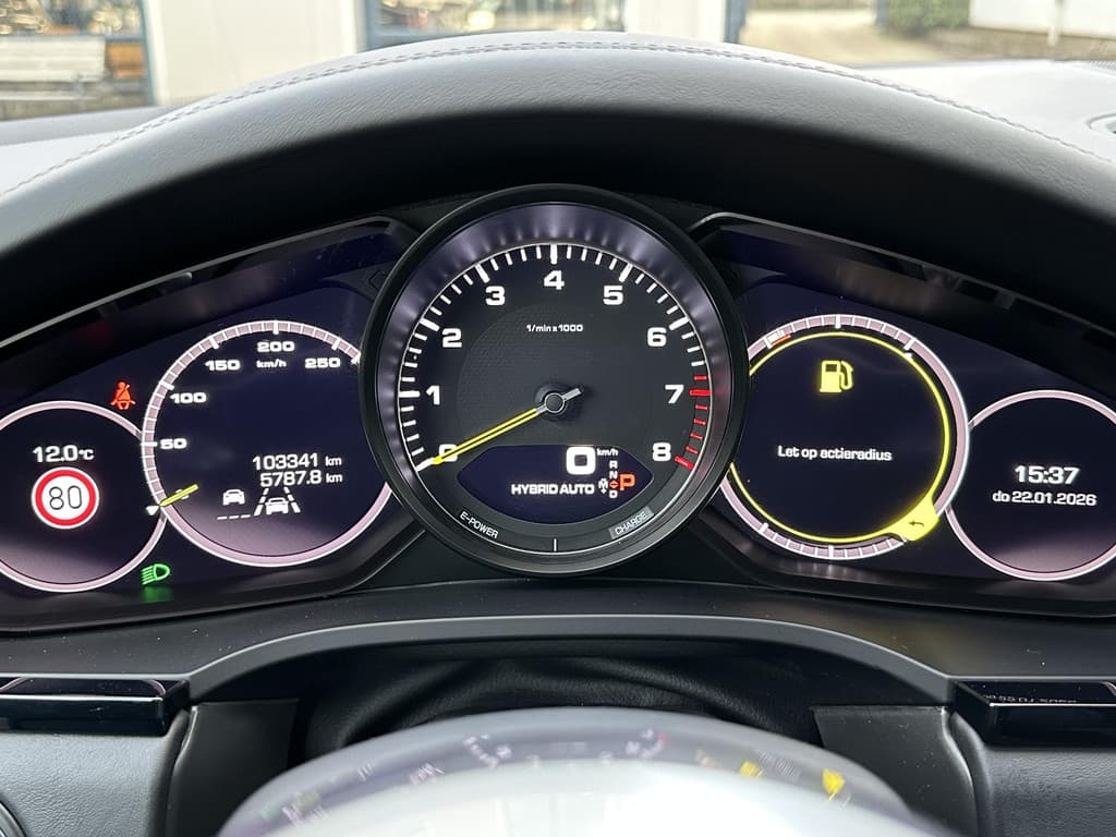 Porsche Cayenne 3.0 E-Hybrid thumbnail 4