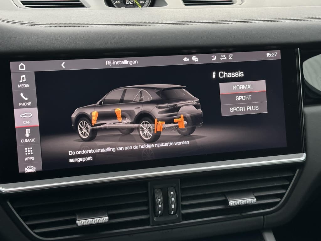 Porsche Cayenne 3.0 E-Hybrid thumbnail 32