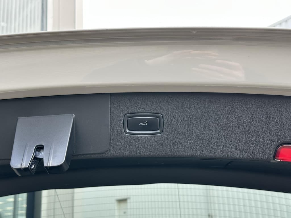 Porsche Cayenne 3.0 E-Hybrid thumbnail 35