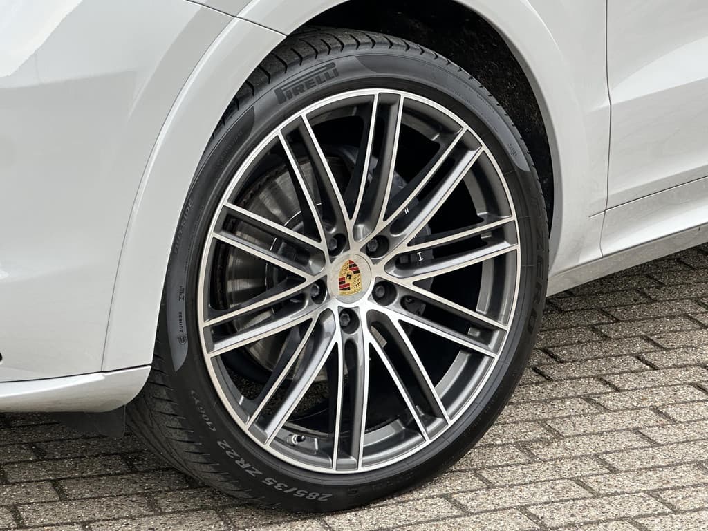 Porsche Cayenne 3.0 E-Hybrid thumbnail 39