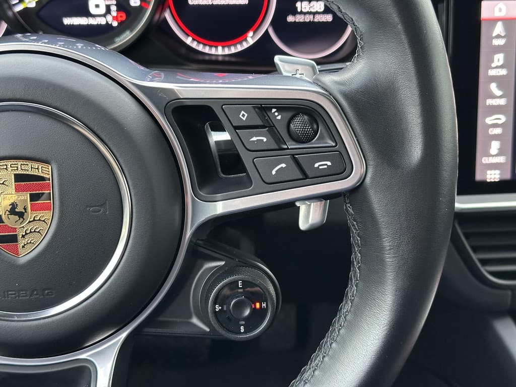 Porsche Cayenne 3.0 E-Hybrid thumbnail 43