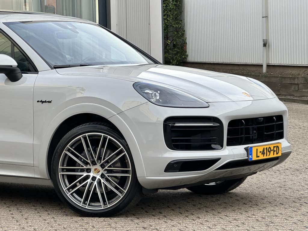 Porsche Cayenne 3.0 E-Hybrid thumbnail 46