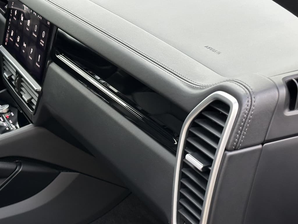 Porsche Cayenne 3.0 E-Hybrid thumbnail 50