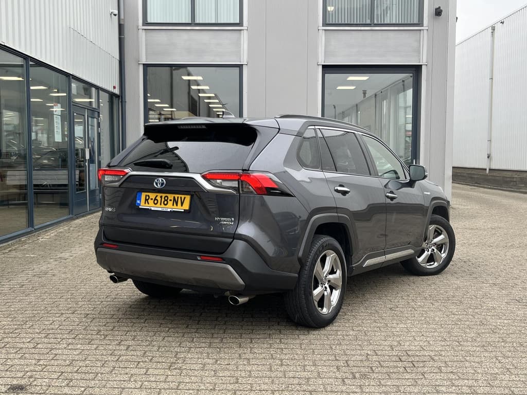Toyota RAV4 2.5 Hybrid AWD Style thumbnail 2