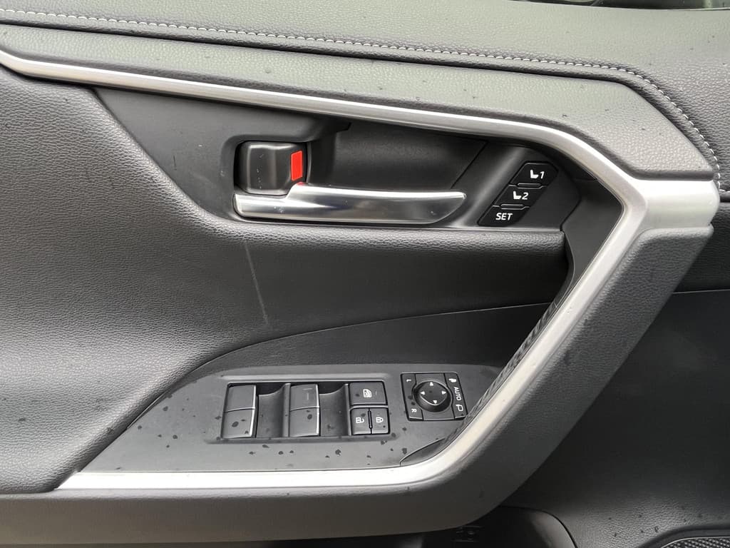 Toyota RAV4 2.5 Hybrid AWD Style thumbnail 12