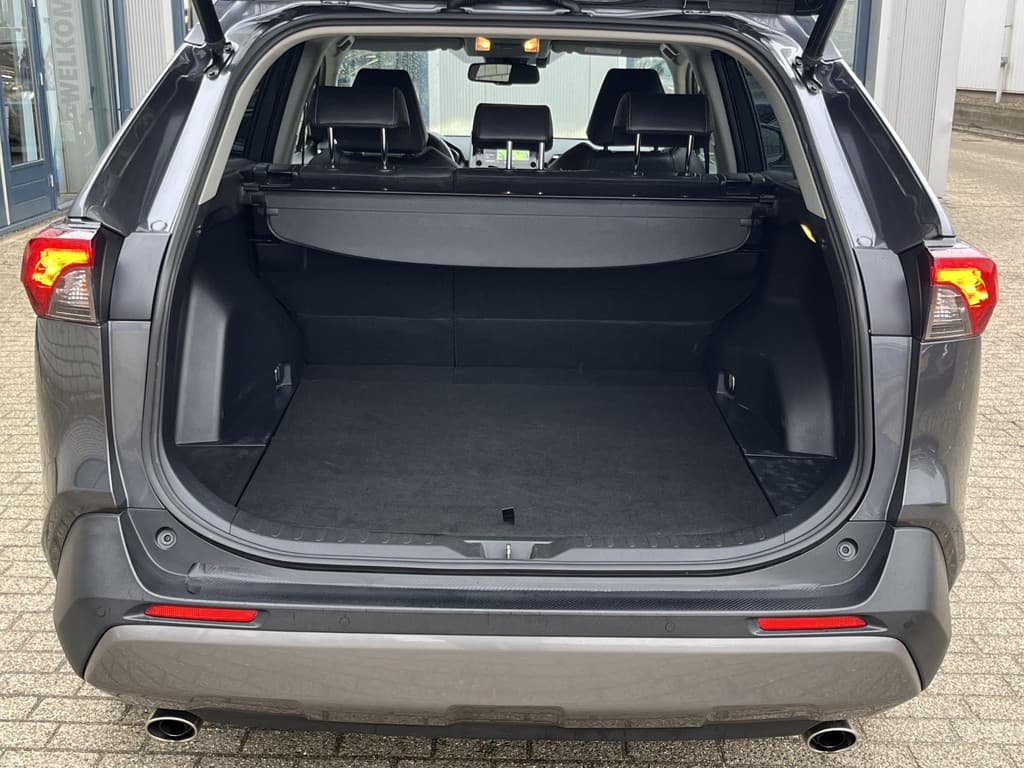 Toyota RAV4 2.5 Hybrid AWD Style thumbnail 22