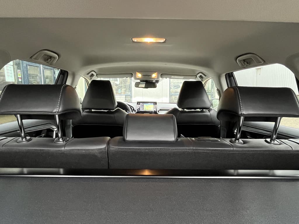 Toyota RAV4 2.5 Hybrid AWD Style thumbnail 25