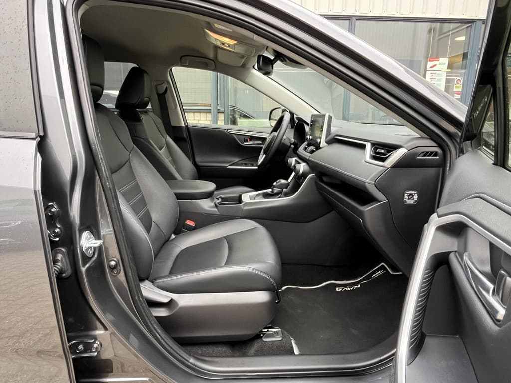 Toyota RAV4 2.5 Hybrid AWD Style thumbnail 28