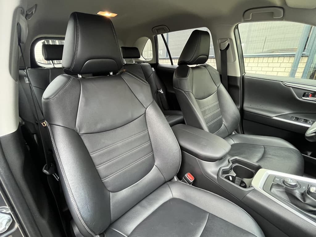 Toyota RAV4 2.5 Hybrid AWD Style thumbnail 30