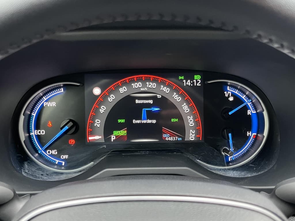 Toyota RAV4 2.5 Hybrid AWD Style thumbnail 68