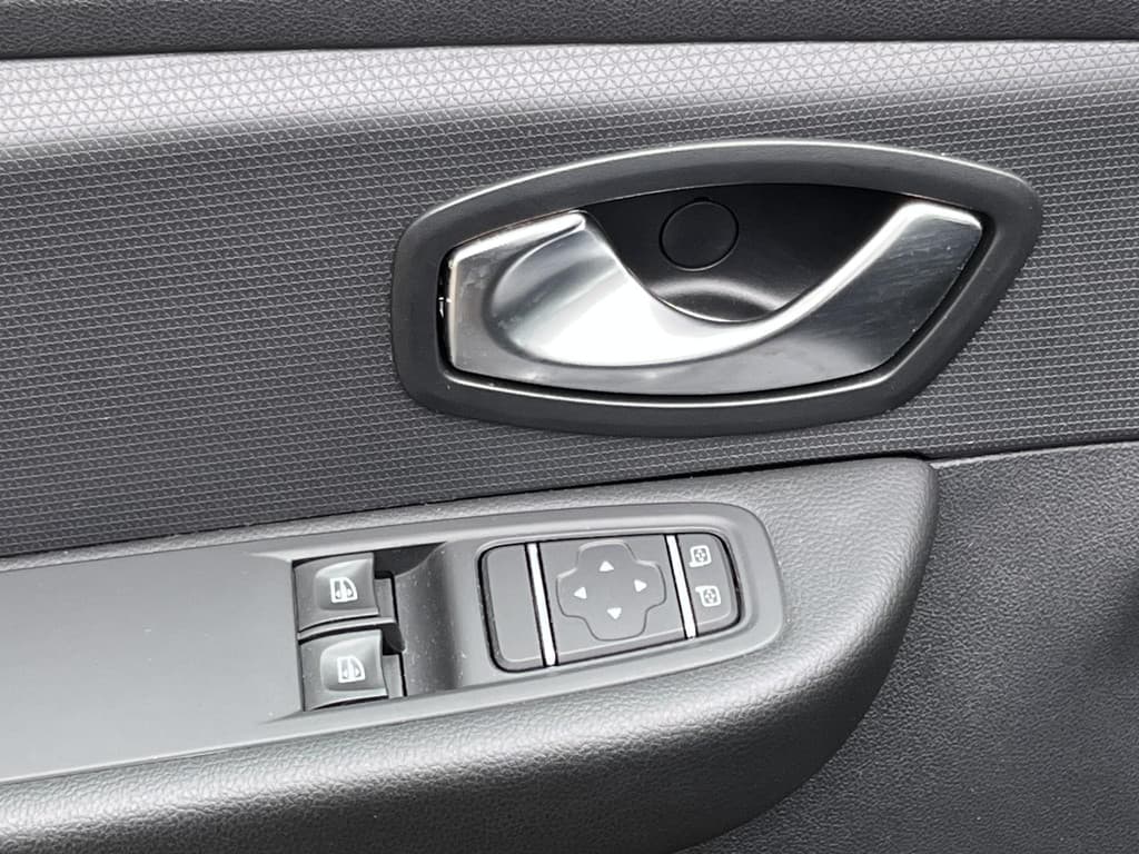 Renault Clio 0.9 TCe Zen thumbnail 14