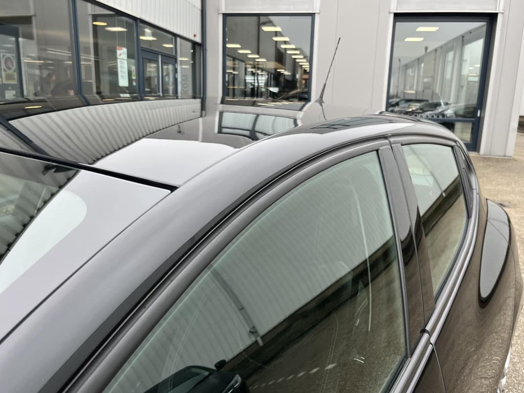 Renault Clio 0.9 TCe Zen thumbnail 32