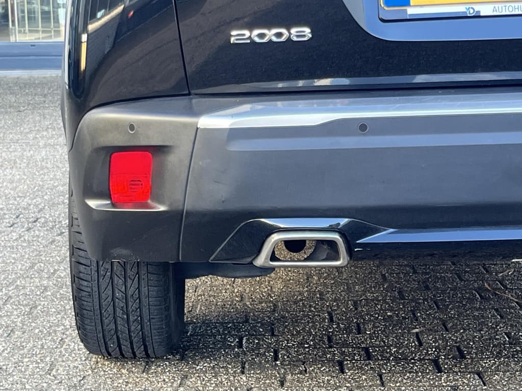 Peugeot 2008 1.2 PureTech Allure Pack thumbnail 38