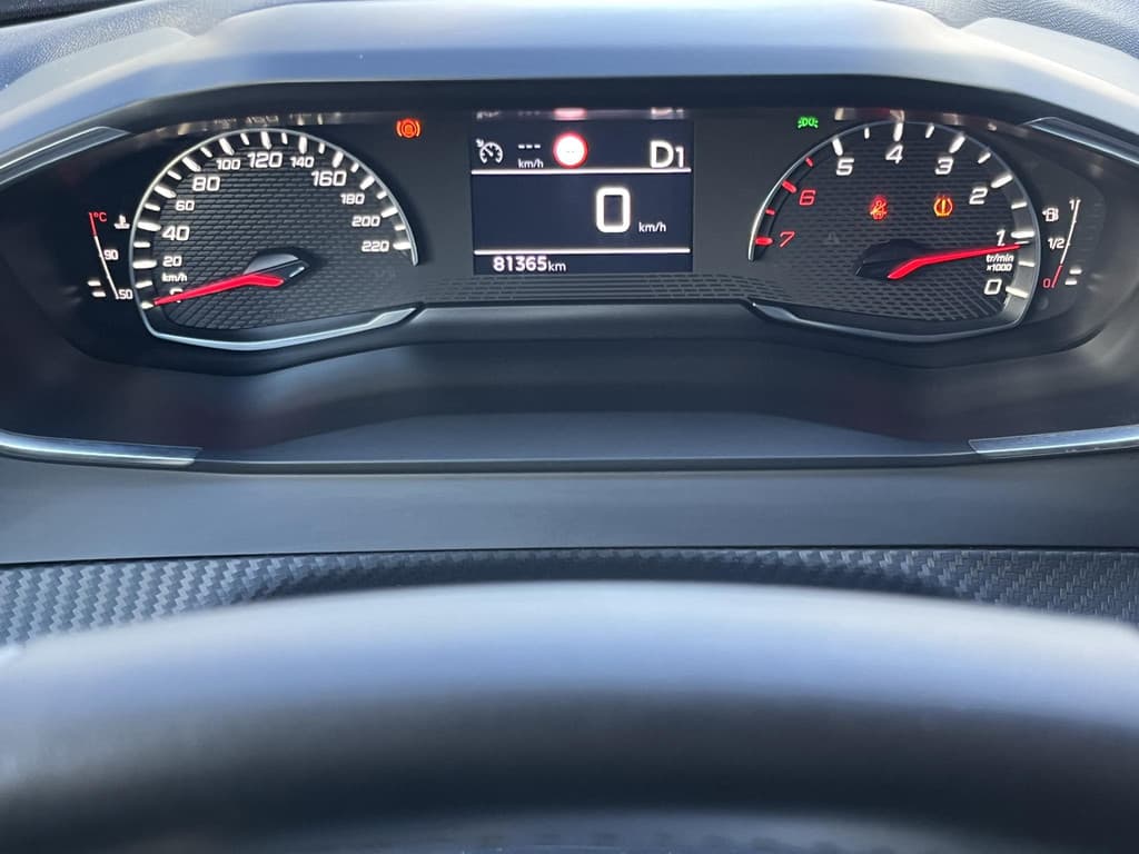 Peugeot 2008 1.2 PureTech Allure Pack thumbnail 5