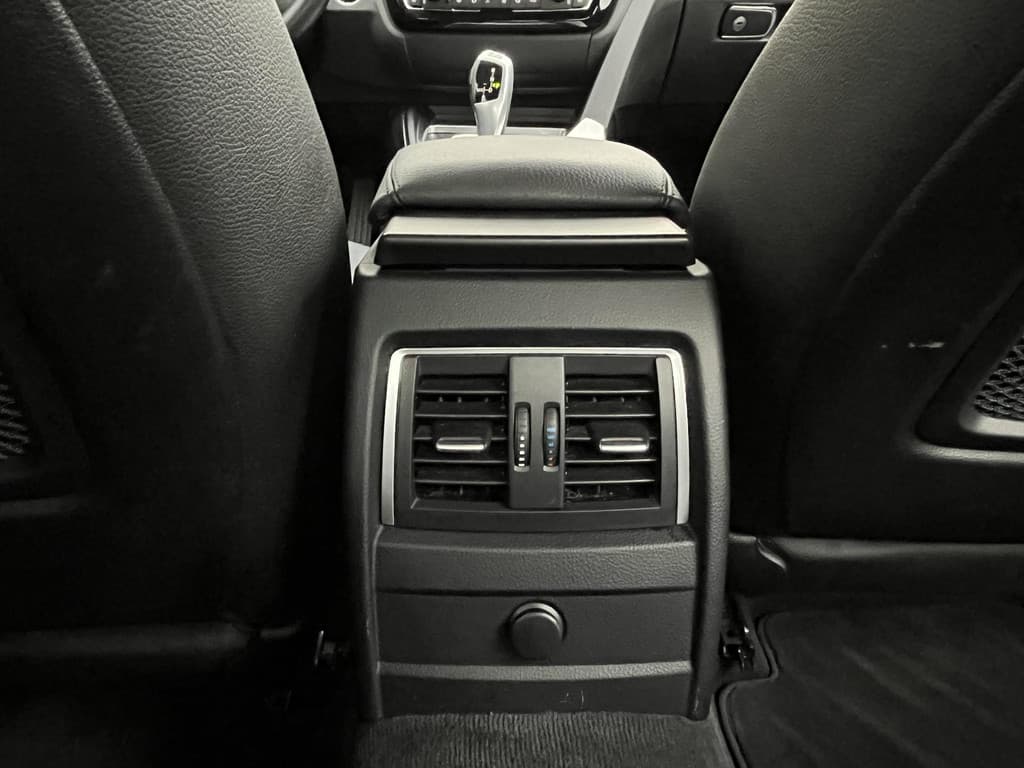 BMW 3-serie 330e High Executive thumbnail 21