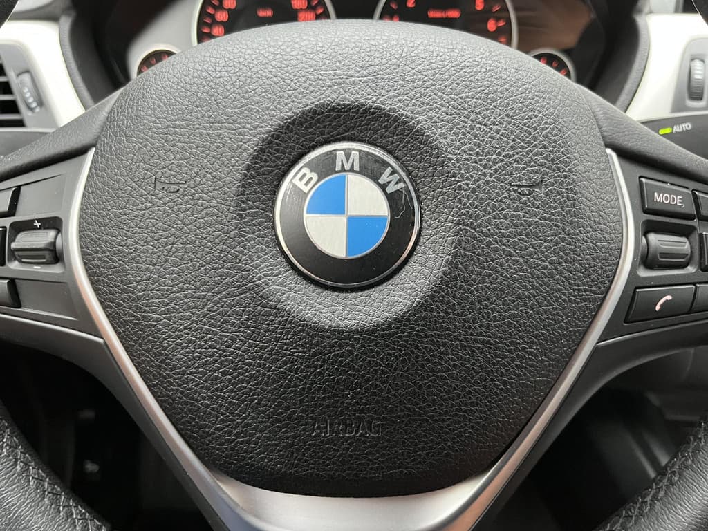 BMW 3-serie 330e High Executive thumbnail 31