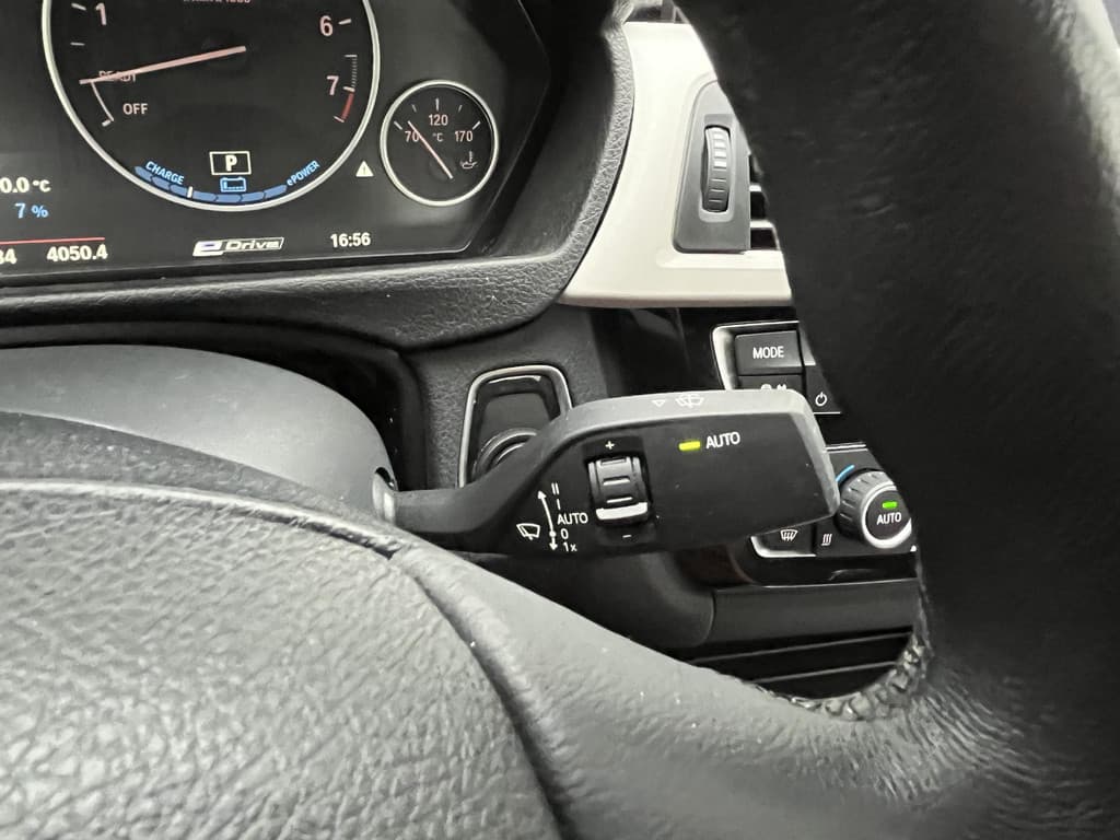 BMW 3-serie 330e High Executive thumbnail 33