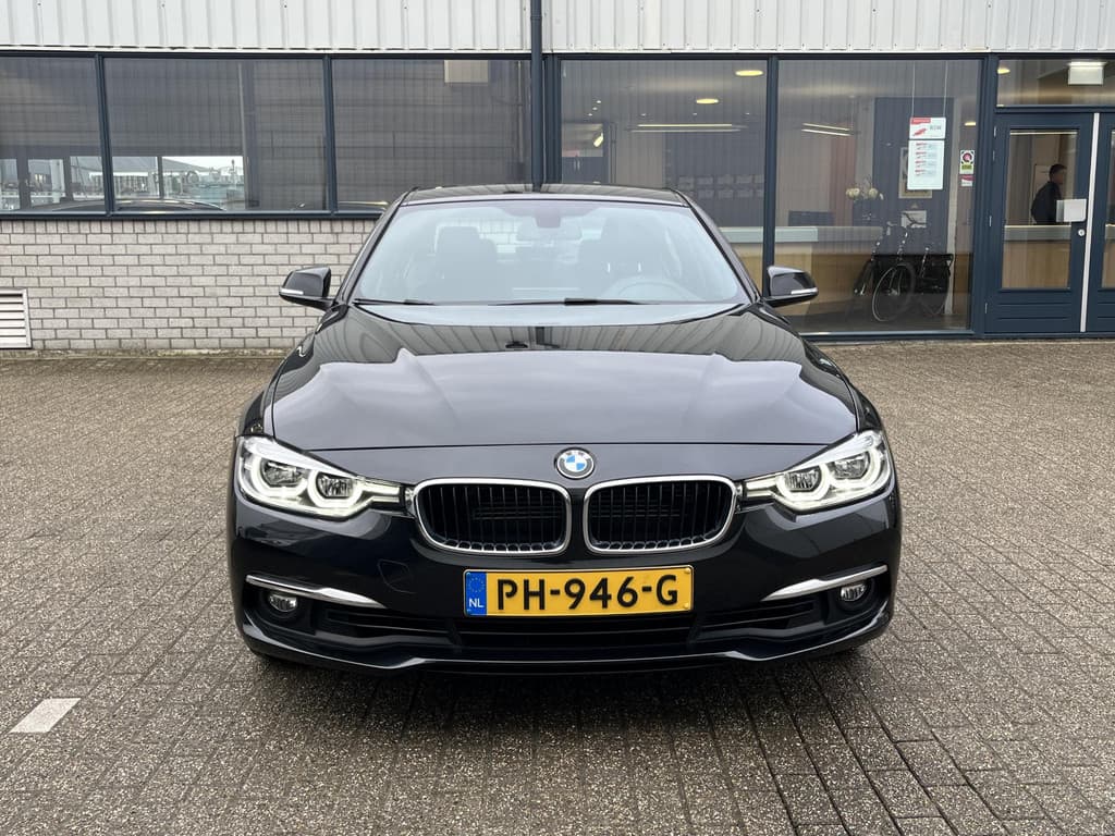 BMW 3-serie 330e High Executive thumbnail 34