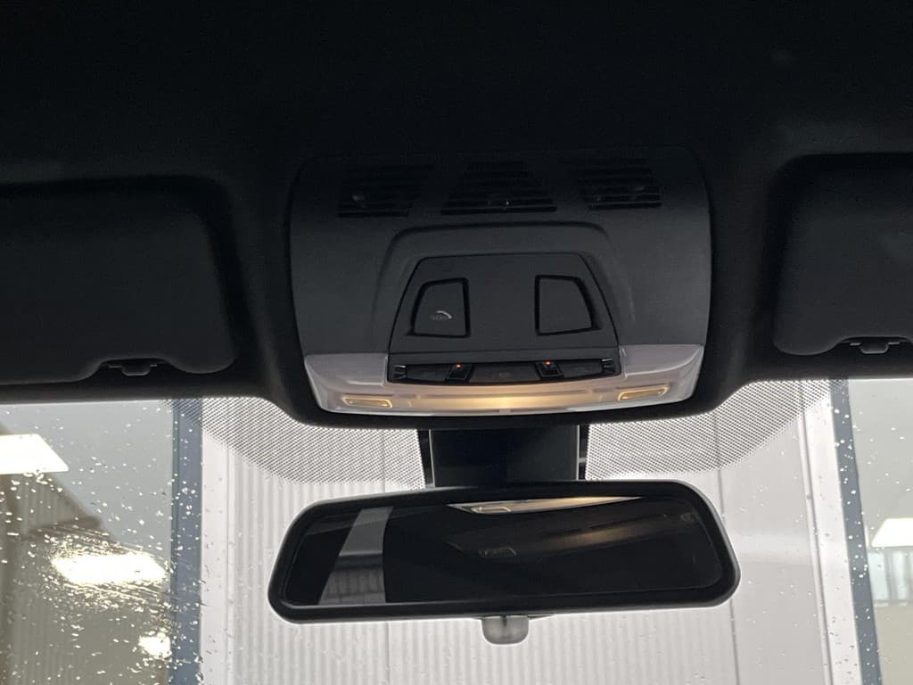 BMW 3-serie 330e High Executive thumbnail 48