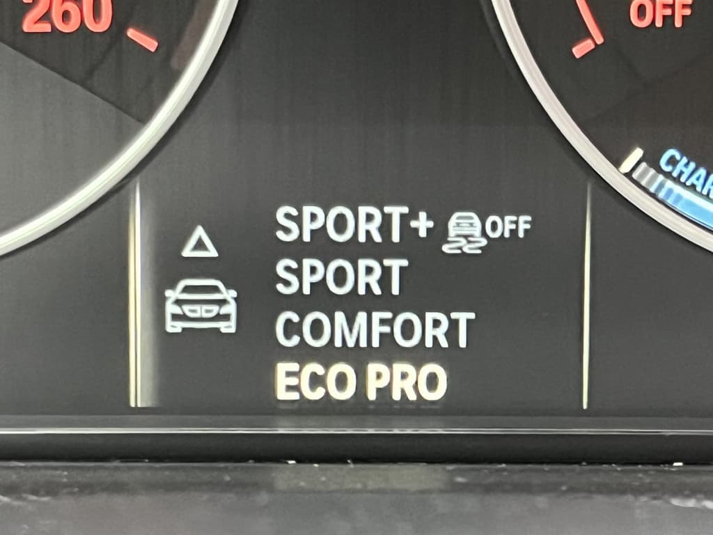 BMW 3-serie 330e High Executive thumbnail 51