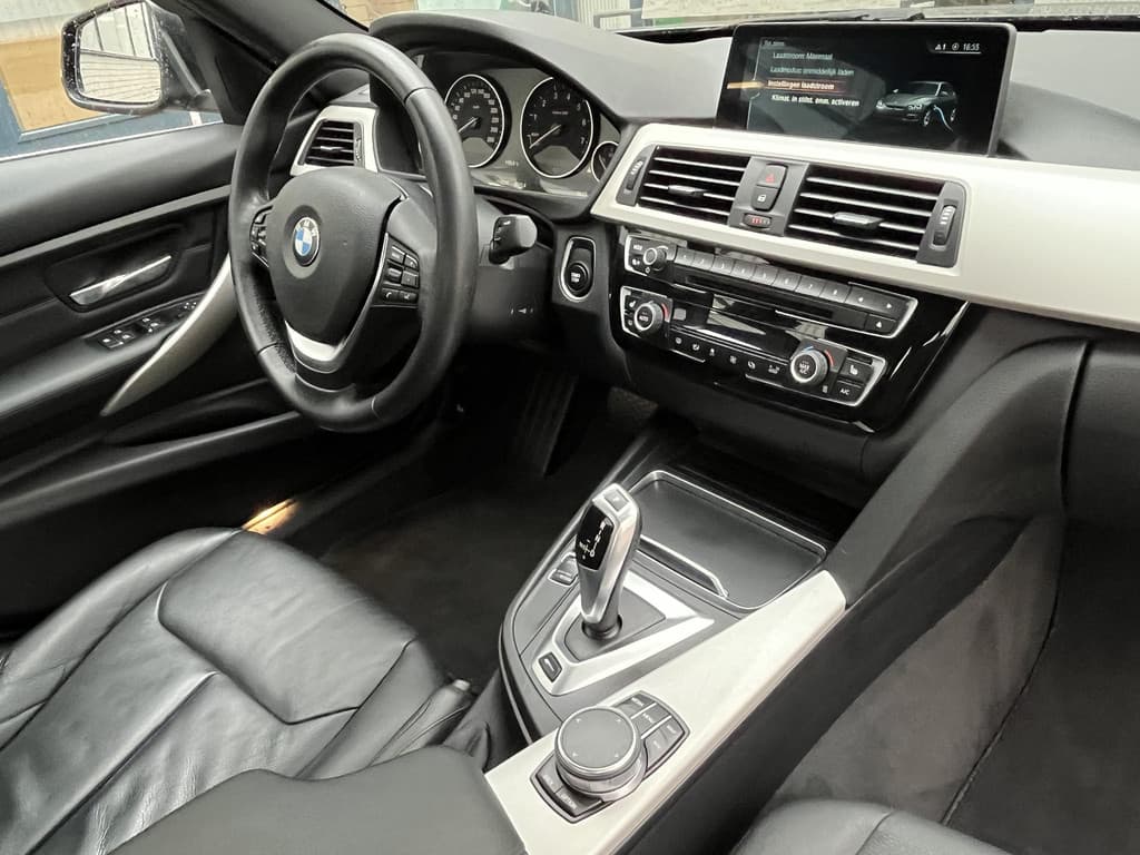 BMW 3-serie 330e High Executive thumbnail 56