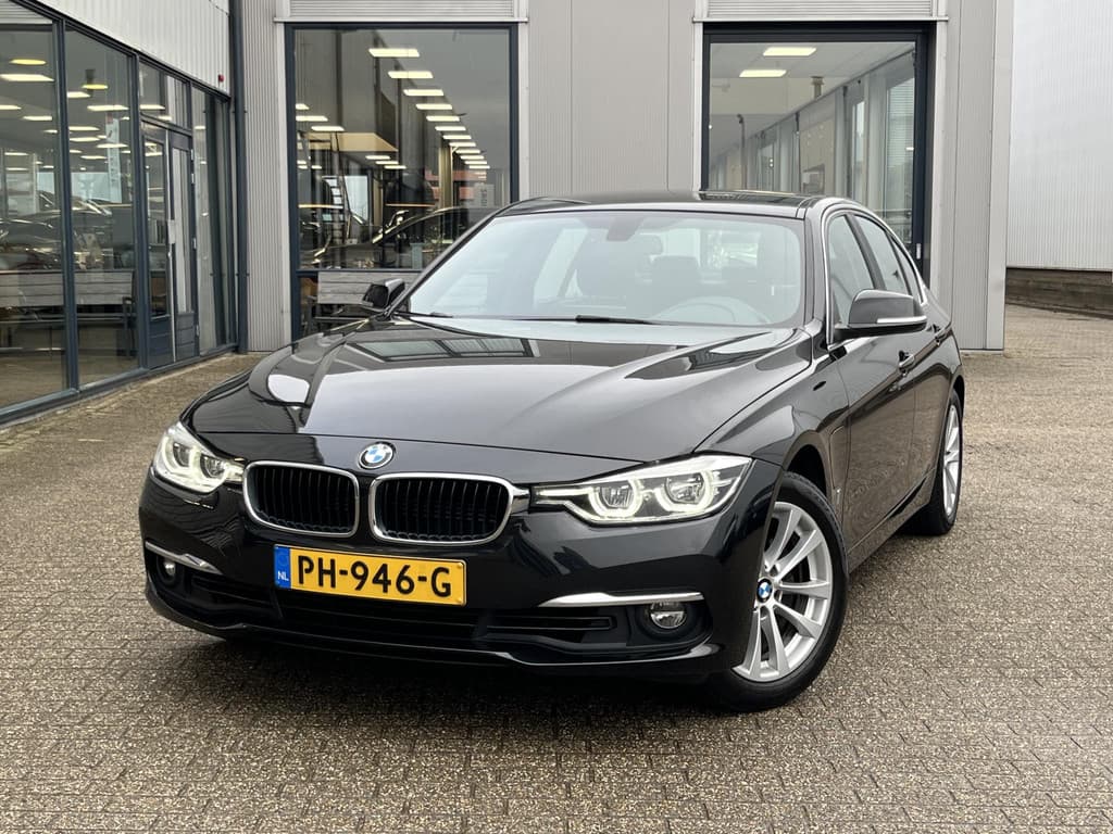 BMW 3-serie 330e High Executive thumbnail 70