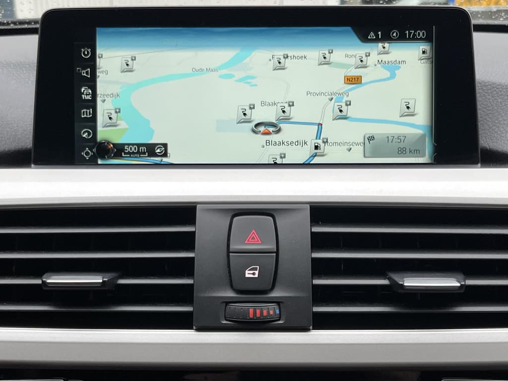 BMW 3-serie 330e High Executive thumbnail 8