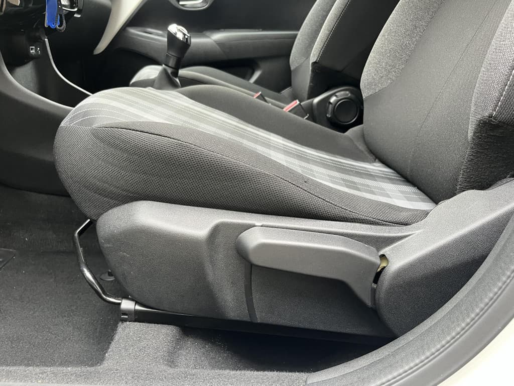 Peugeot 108 1.0 e-VTi Allure thumbnail 17