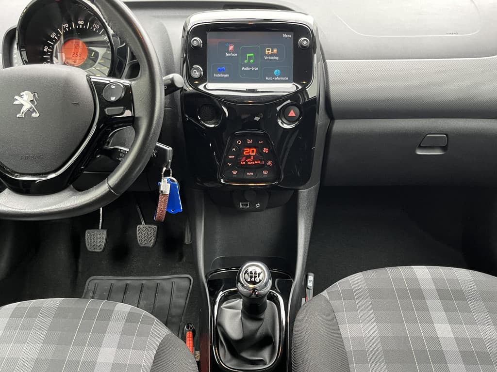 Peugeot 108 1.0 e-VTi Allure thumbnail 56