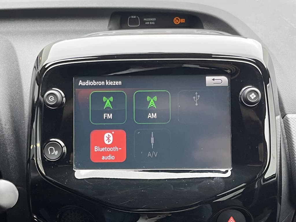 Peugeot 108 1.0 e-VTi Allure thumbnail 68