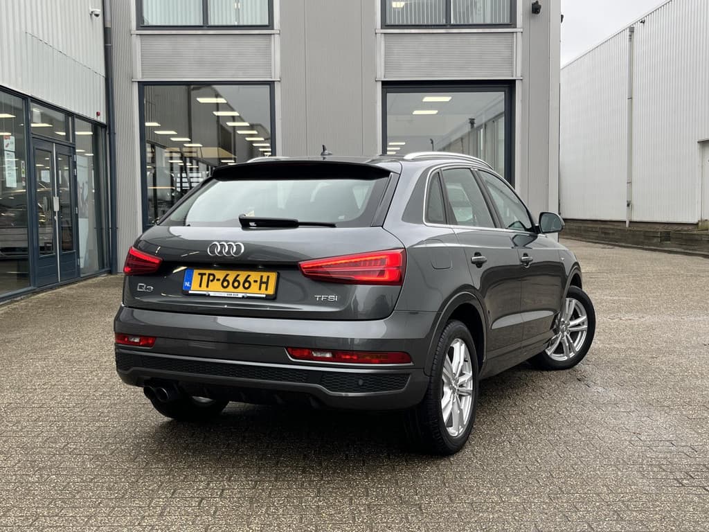 Audi Q3 1.4 TFSI CoD Sport Advance Sport thumbnail 2